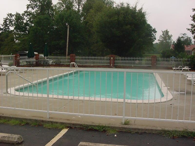 Old Bardstown Inn Exterior photo