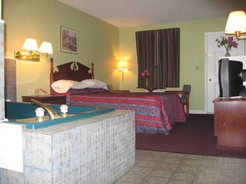 Old Bardstown Inn Room photo