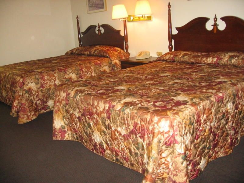 Old Bardstown Inn Room photo